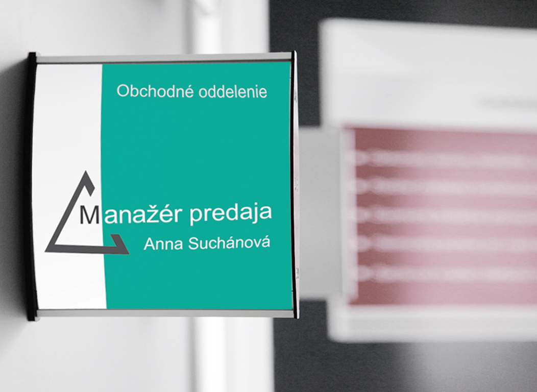 Výstrčky na stenách